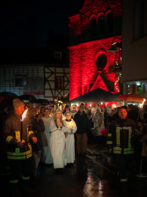 Das war unser Lucia-Markt 2025 🕯️🎄

Wir bedanken uns ganz herzlich bei allen Besuchern, Standbetreibern, Programmpunkten und ehrenamtlichen Helfern.

📸: Simon Eickhoff